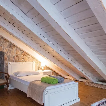 Villa Veli Vrh